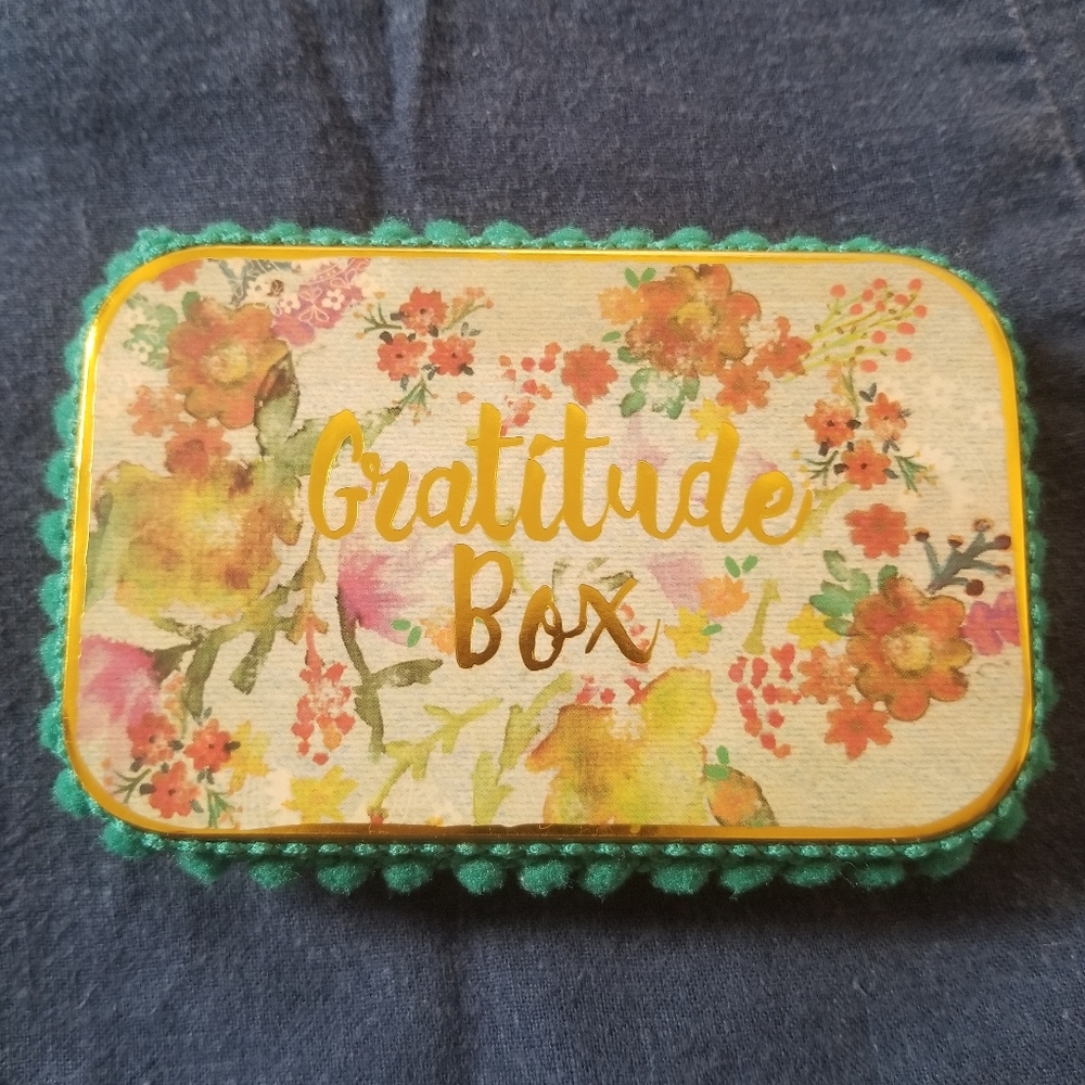 Brand New Grateful Box Tiny Messages w/ pen